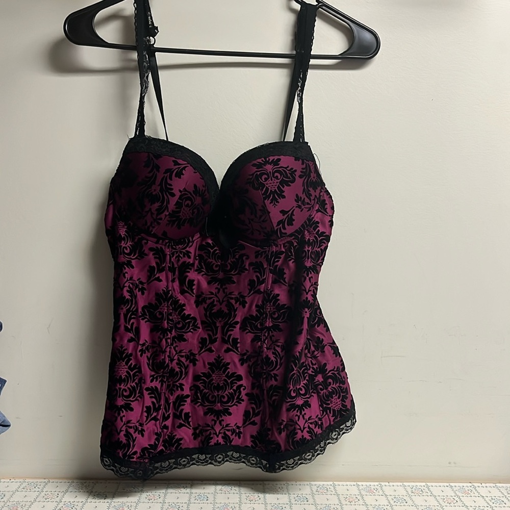 Spirit Halloween vampire corset type top size M